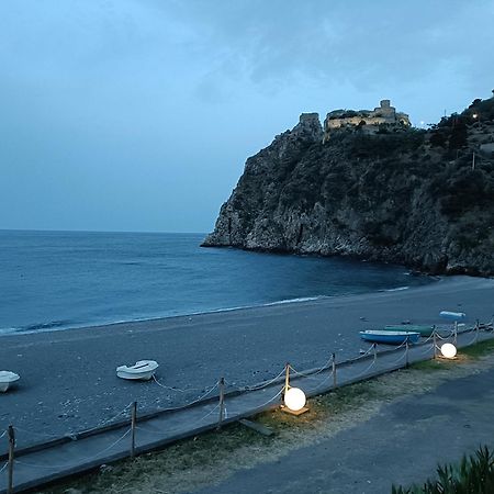 Casa Vacanze Margarita SantʼAlessio Siculo Extérieur photo
