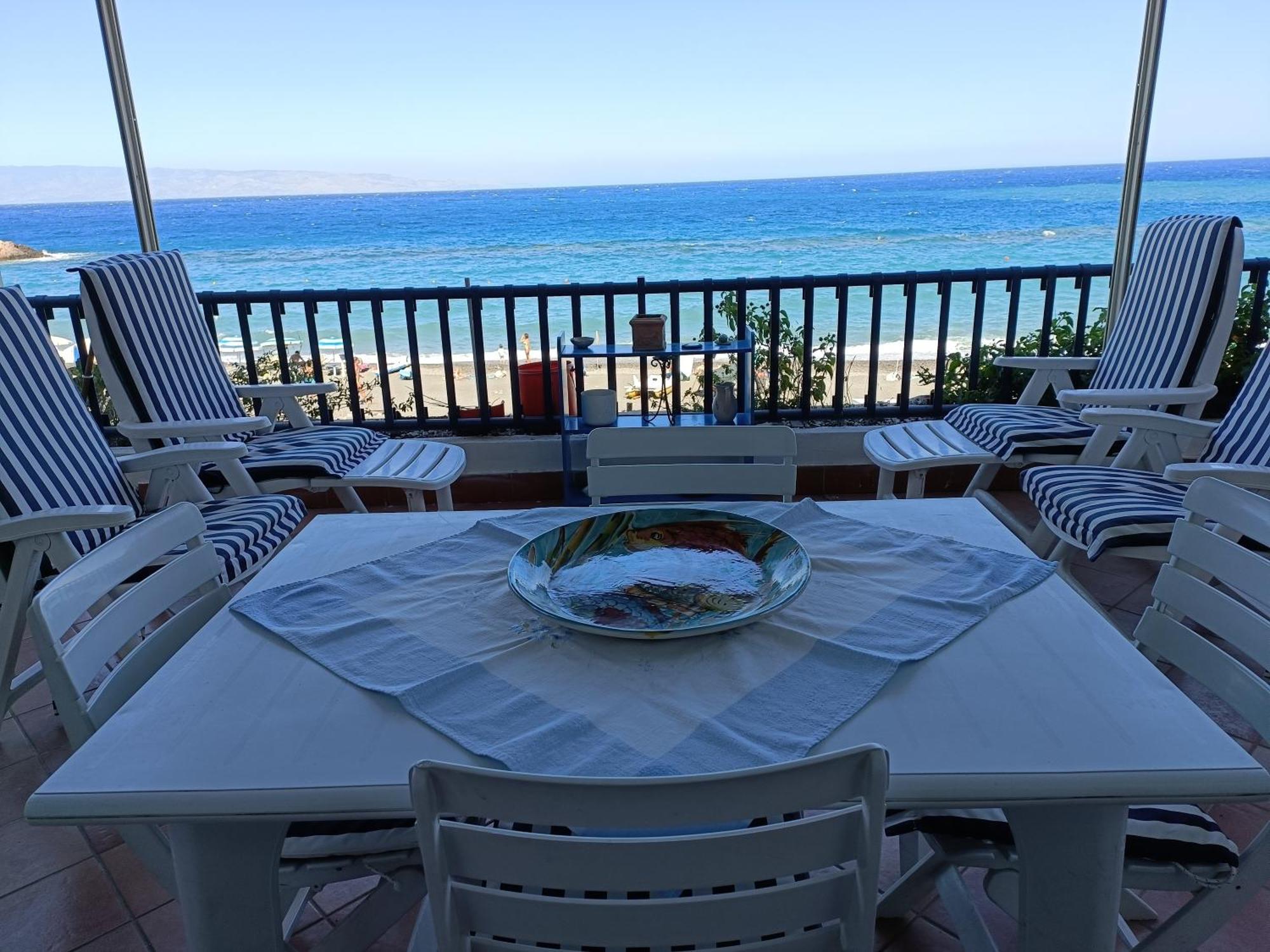 Casa Vacanze Margarita SantʼAlessio Siculo Extérieur photo