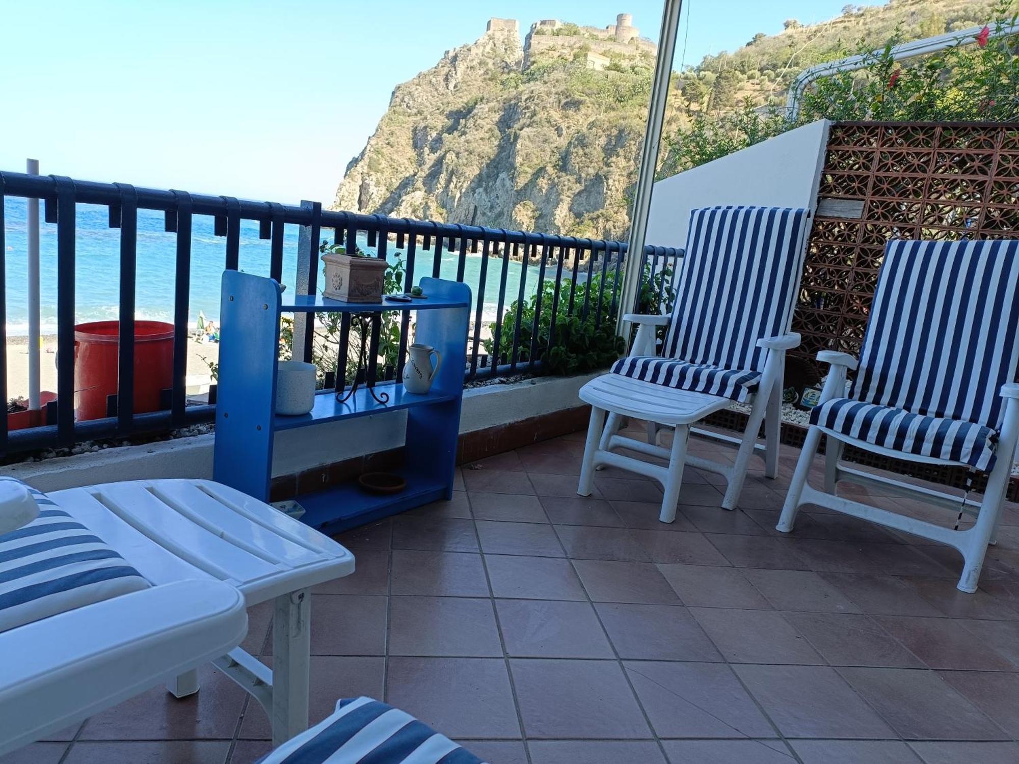 Casa Vacanze Margarita SantʼAlessio Siculo Extérieur photo