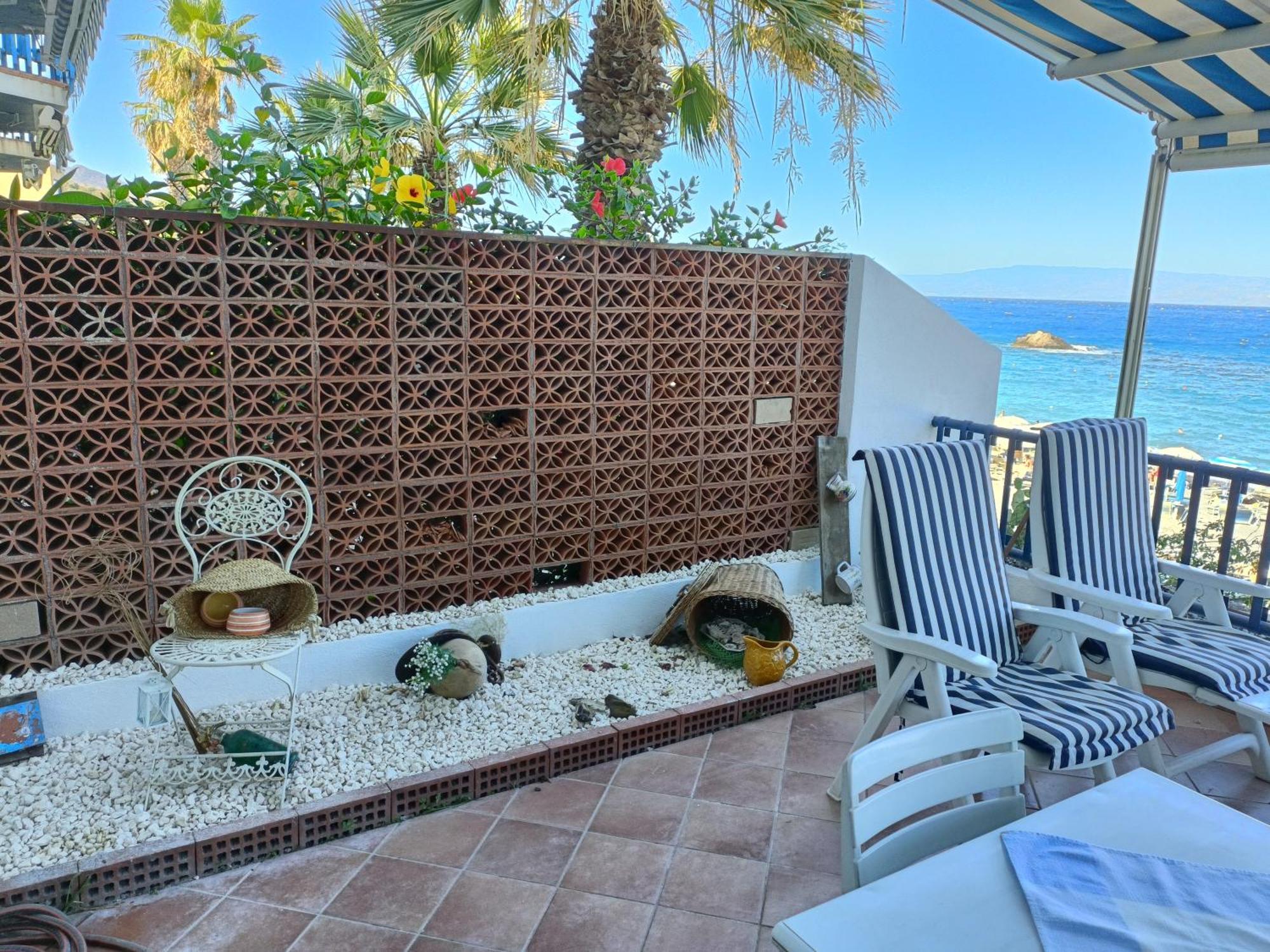 Casa Vacanze Margarita SantʼAlessio Siculo Extérieur photo